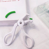 مكبّس رموش سهل الاستخدام