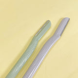 Precision Facial Razor with Protective Cap 3