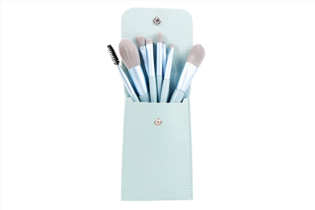 Light blue makeup brush set with 8 brushes in matching case