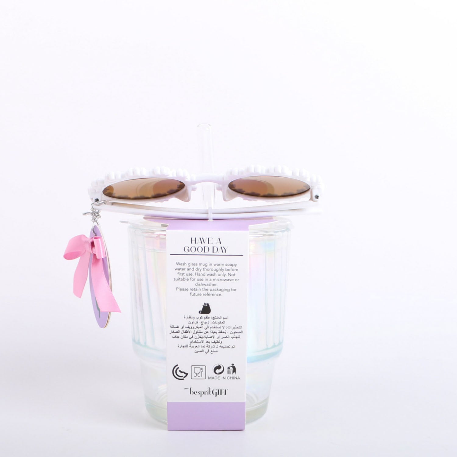 Glass Cup Set with Straw and Daisy Sunglasses 4