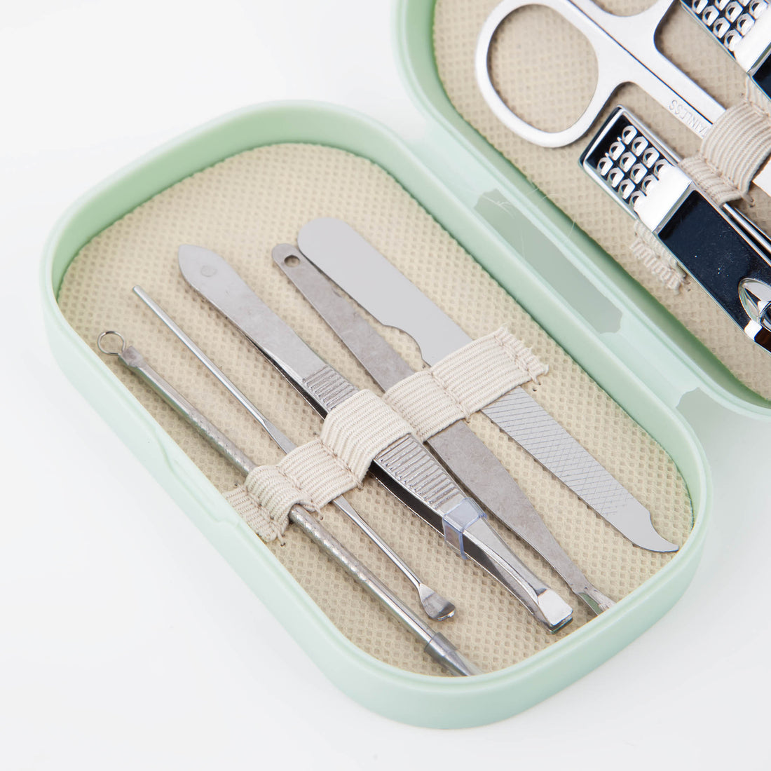 Portable Manicure Tool Set 1