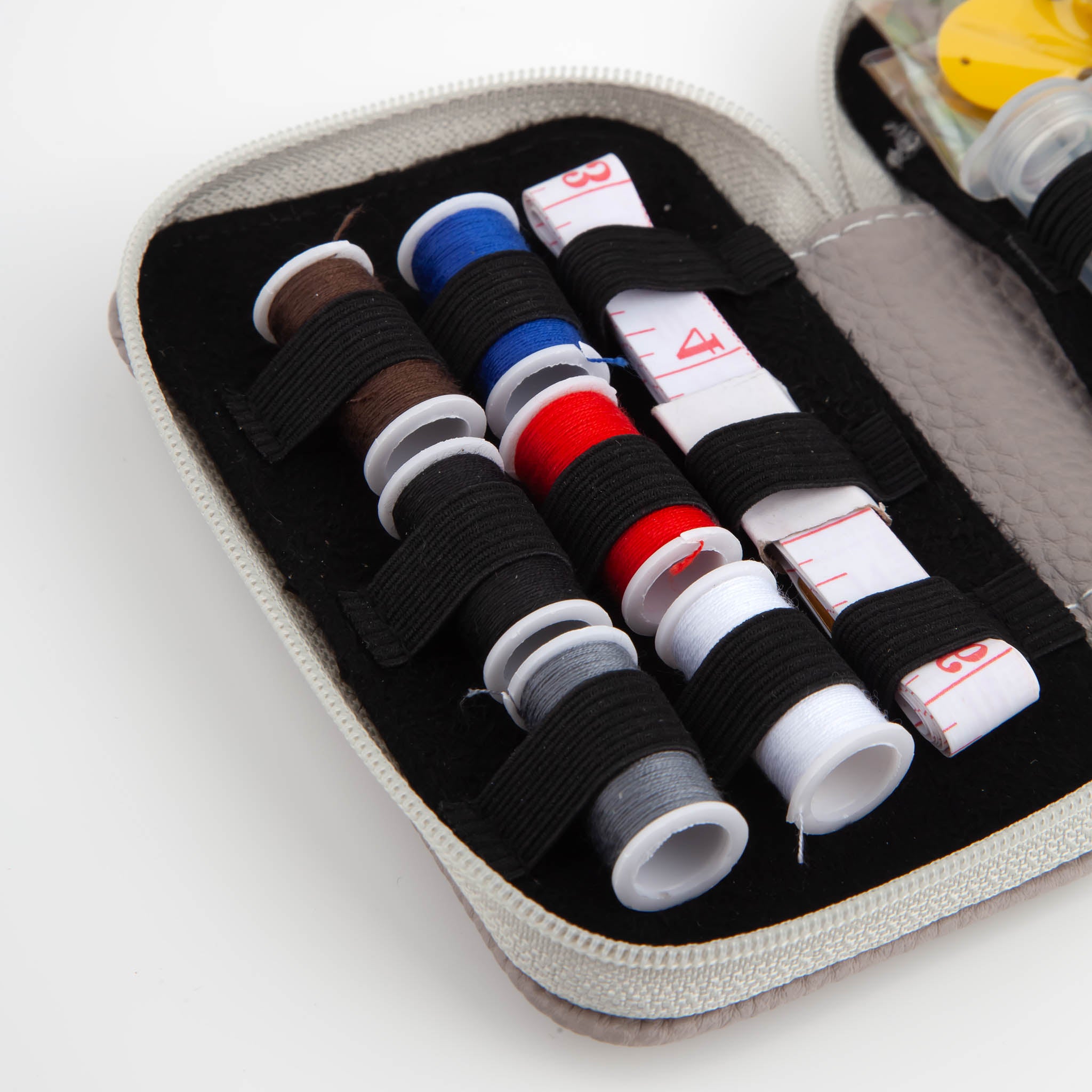 Portable Sewing Kit with Multi-Color Thread Spools 3