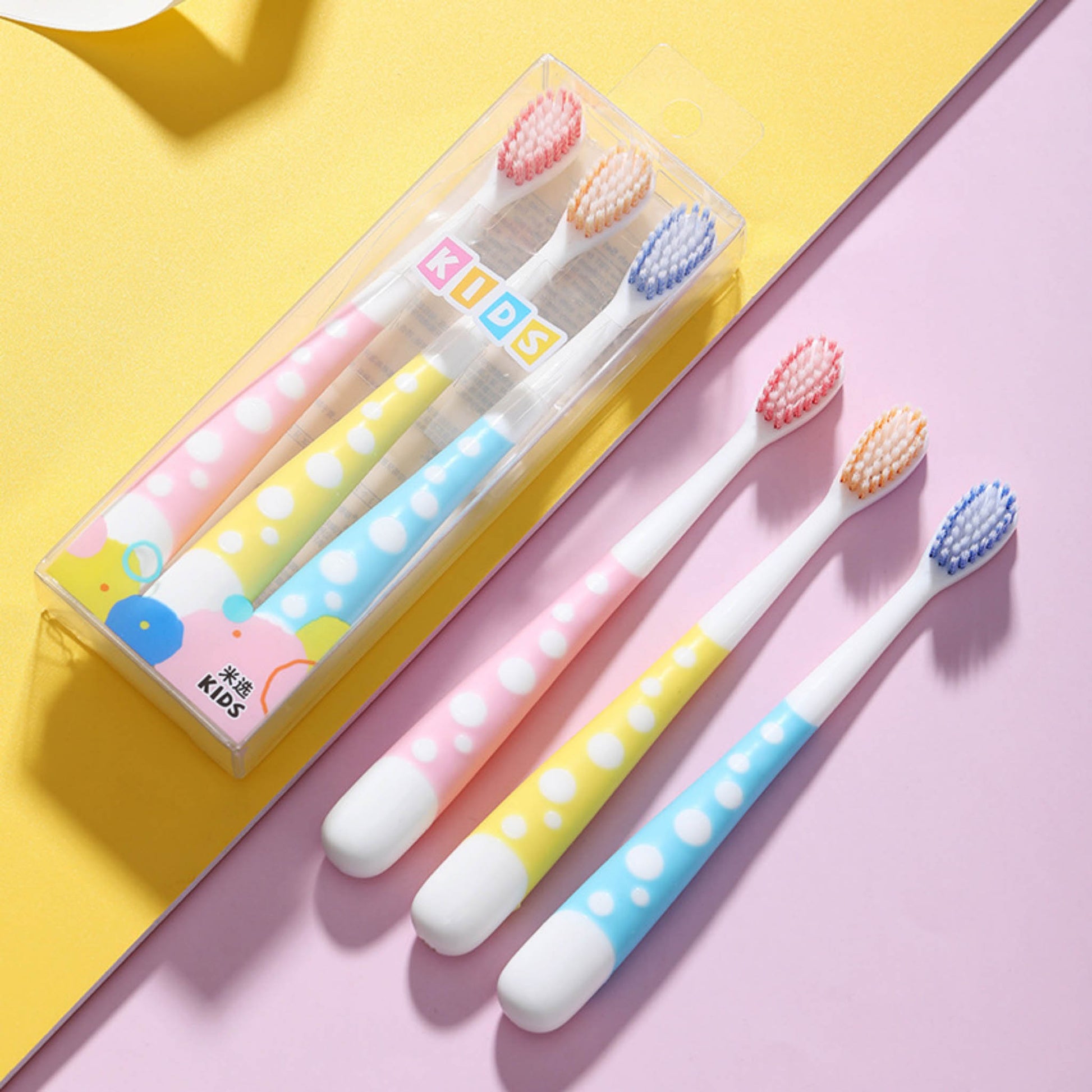 Kids Toothbrush Set 3 Pieces with Multi Colors 3
