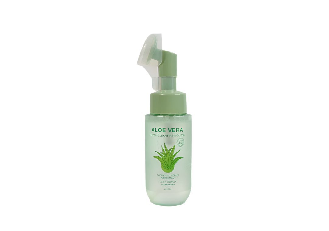 Aloe Vera cleansing mousse bottle with green pump, label and nozzle side view