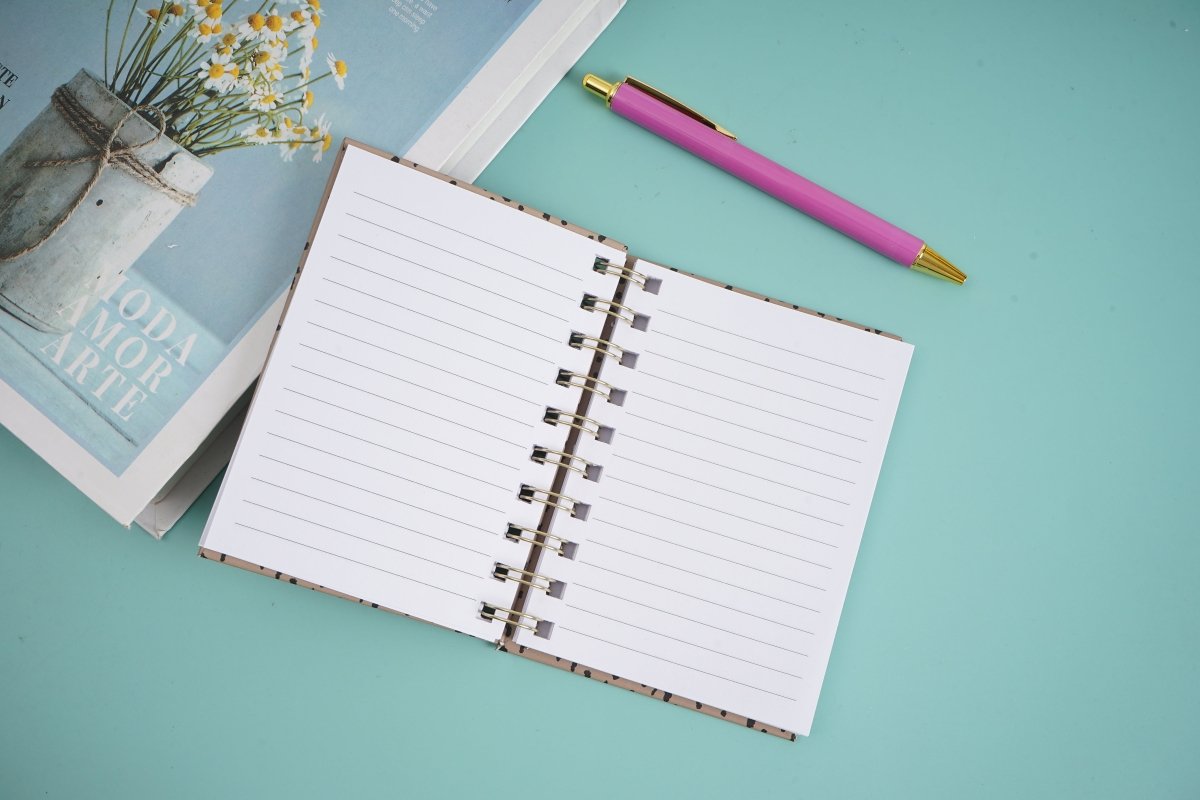 Chic Notebook & Pen Set - MIDI