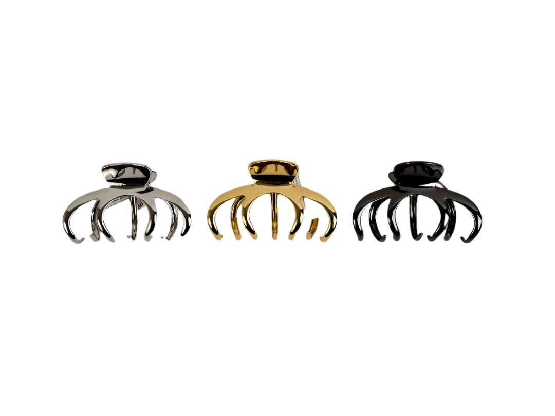 Metallic Hair Claw Clip in Gold and Black 5