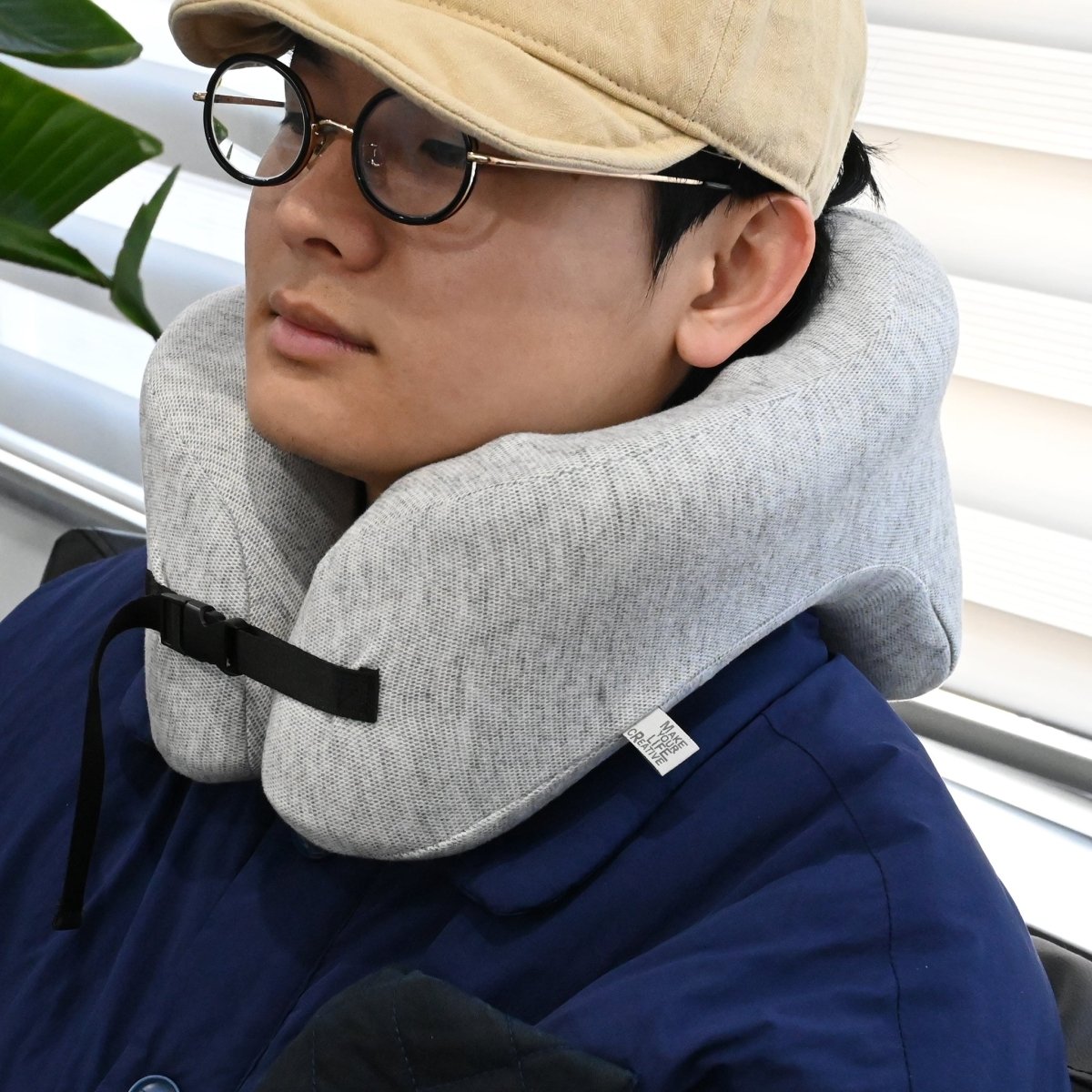 Comfortable Travel Neck Pillow - MIDI