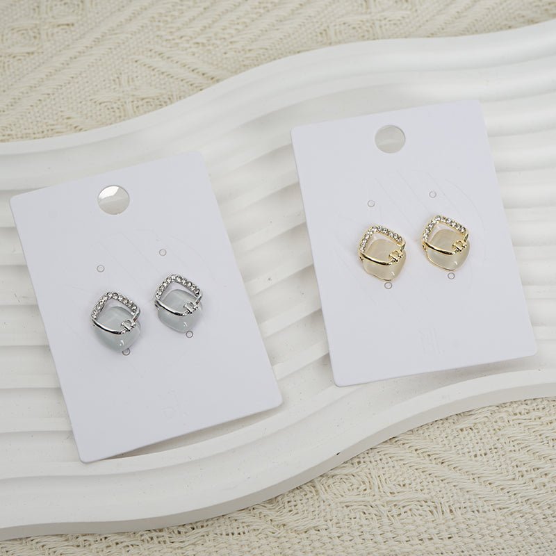 Elegant Crystal Stud Earrings - MIDI