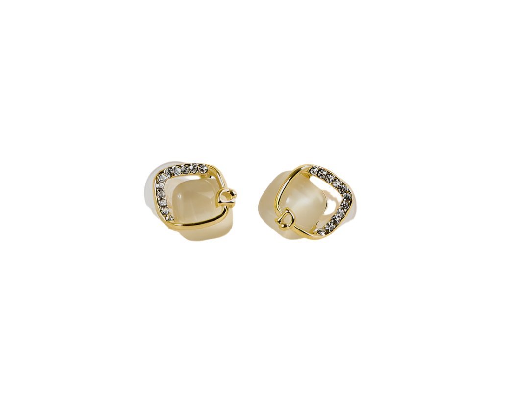 Elegant Crystal Stud Earrings - MIDI