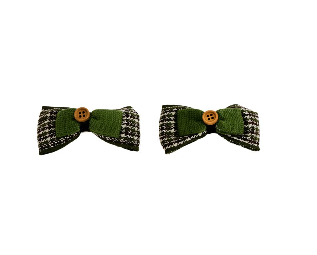 Classic Style Hair Clip with Button Detail 4
