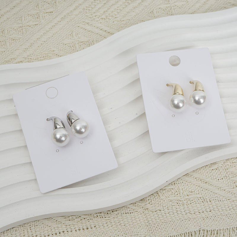 Elegant Pearl Earrings - MIDI