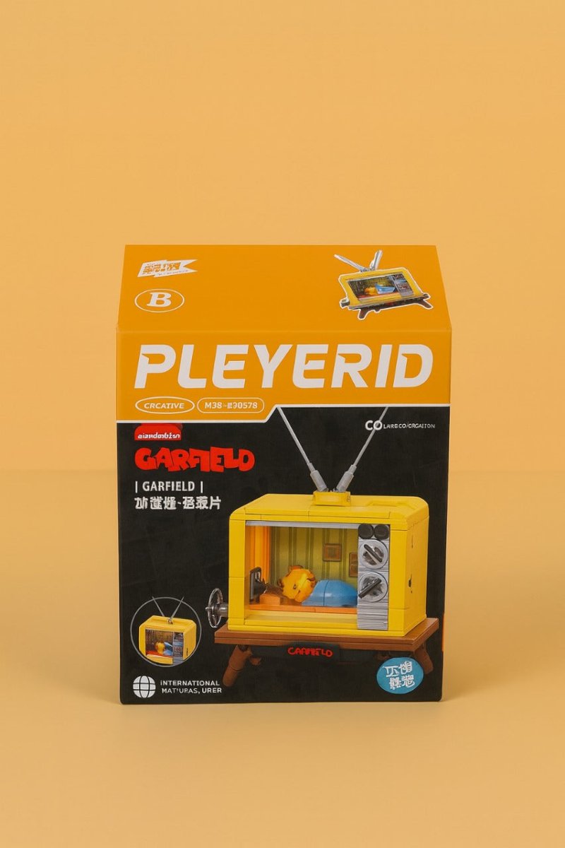 Garfield TV-themed building blocks set box with yellow TV and mini figure