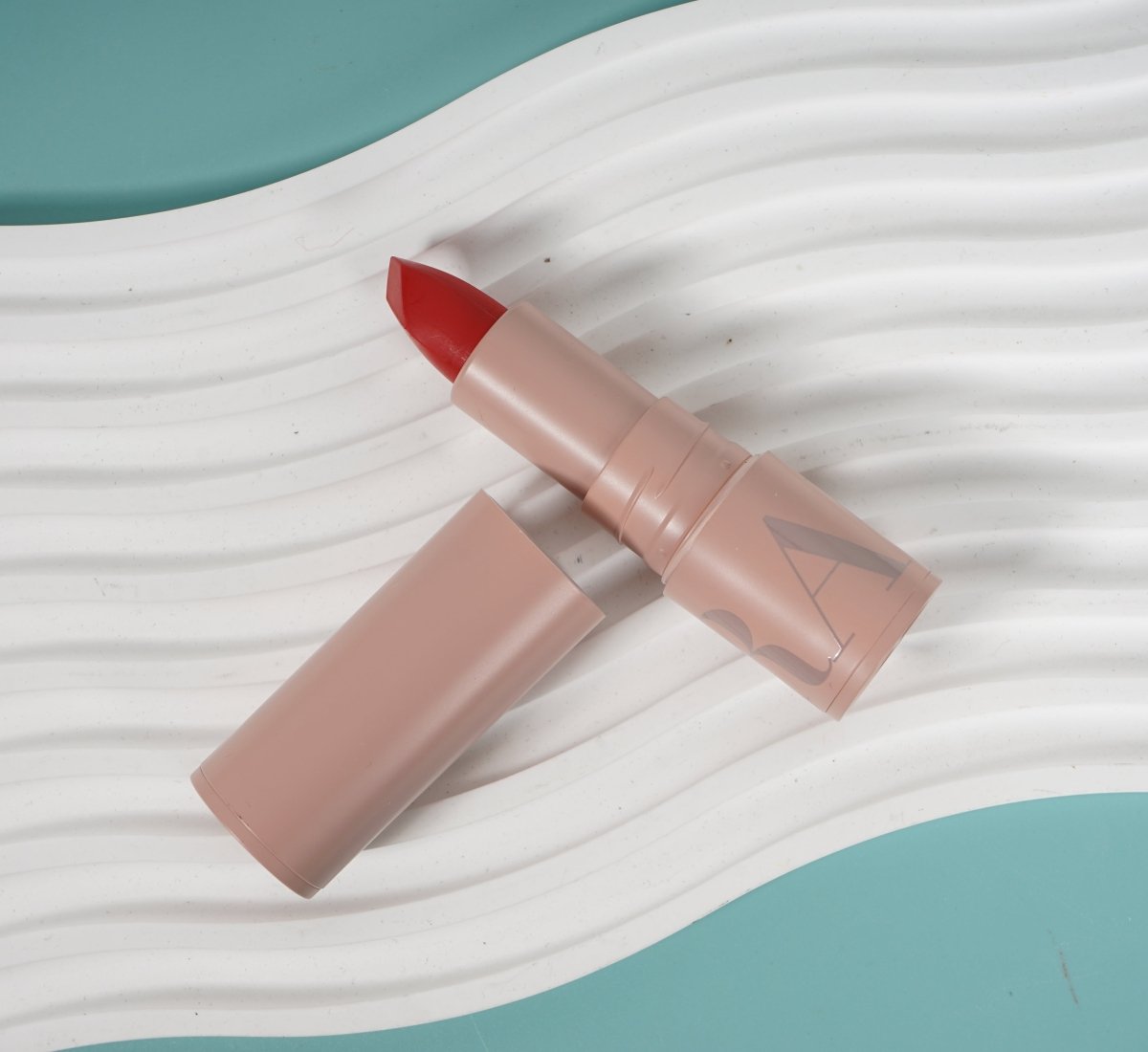 GOGO Tales Lipstick - Fiery Red - MIDI
