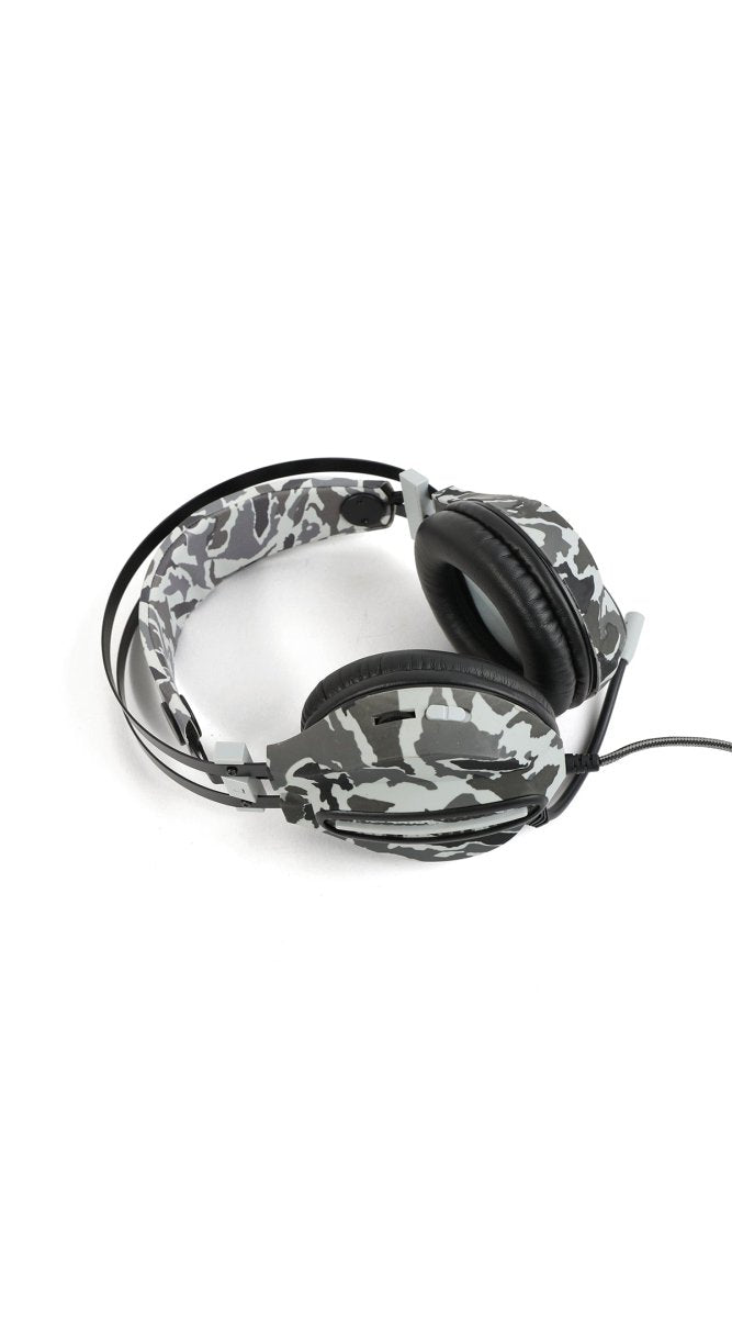 Camo gaming headset with padded headband and black over-ear ear cups