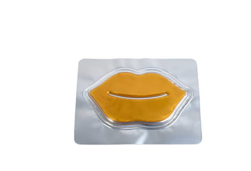 Hydrating lip mask pouch with amber gel patch