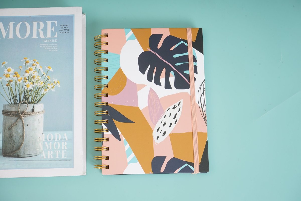Stylish Botanical Notebook - MIDI