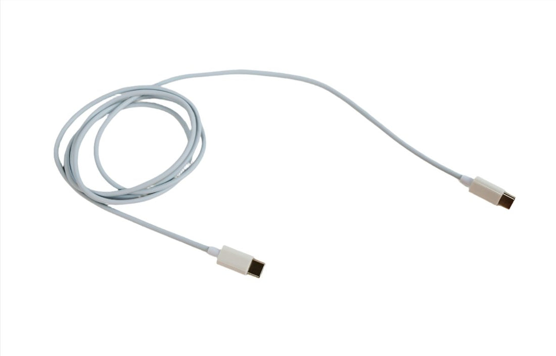 USB-C to USB-C cable with light gray cord and two USB-C connectors, 1.2m
