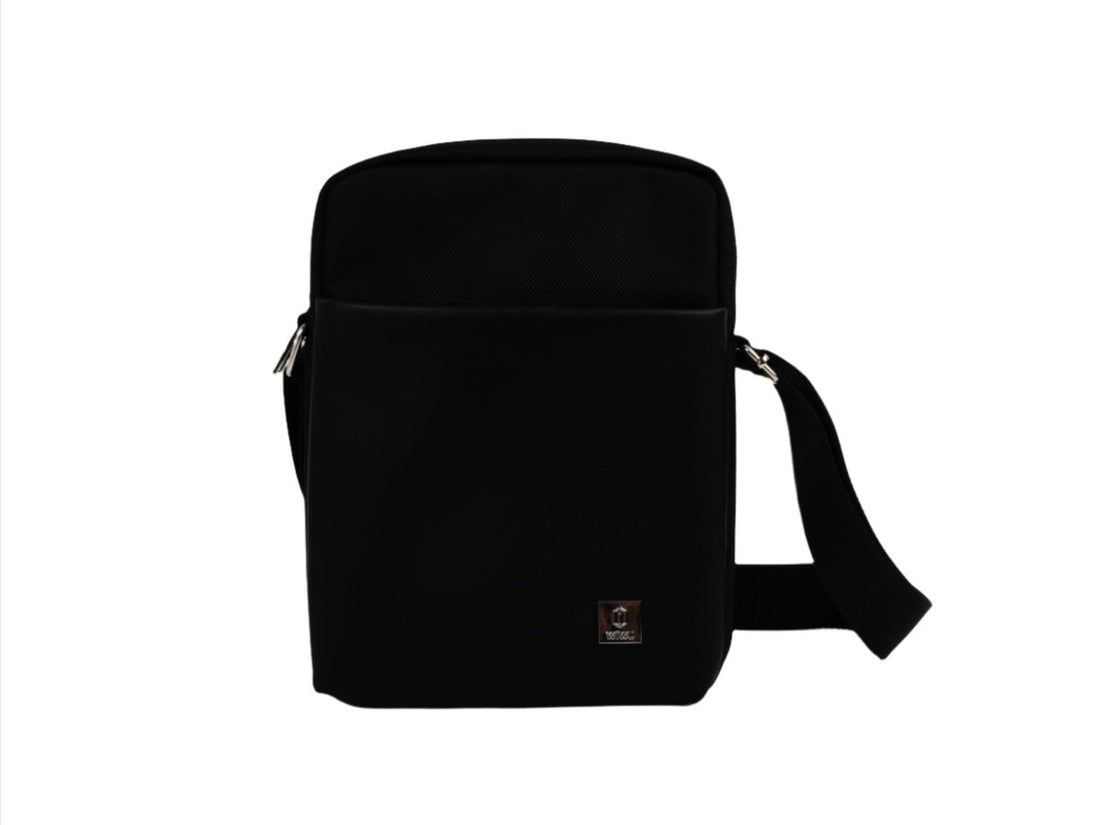 WIWU black shoulder bag with front logo patch and adjustable strap