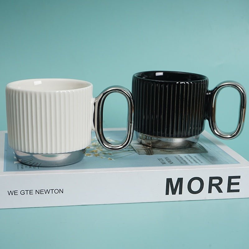 Elegant Ceramic Cup with Modern Design 3